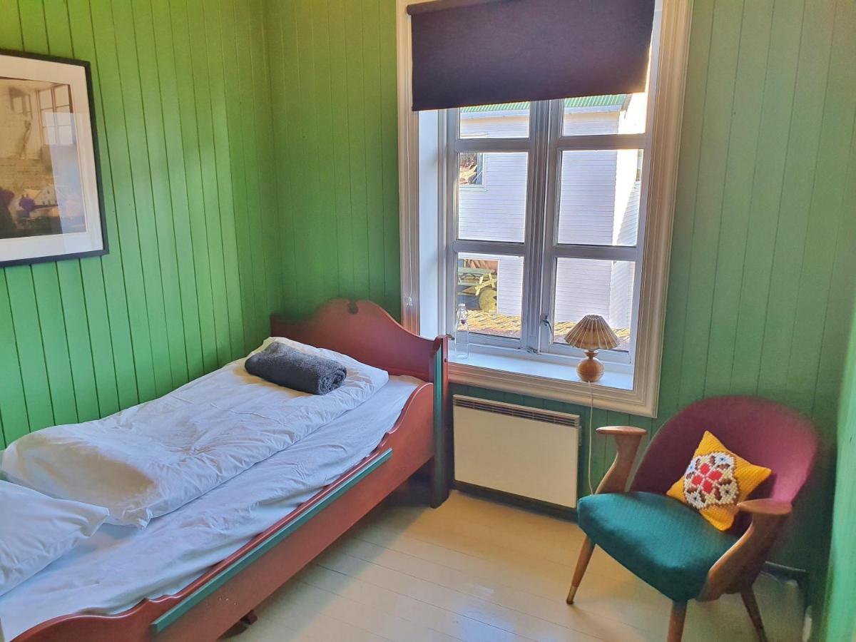 Heimbrygga Restaurant & Accommodation Skrova Экстерьер фото