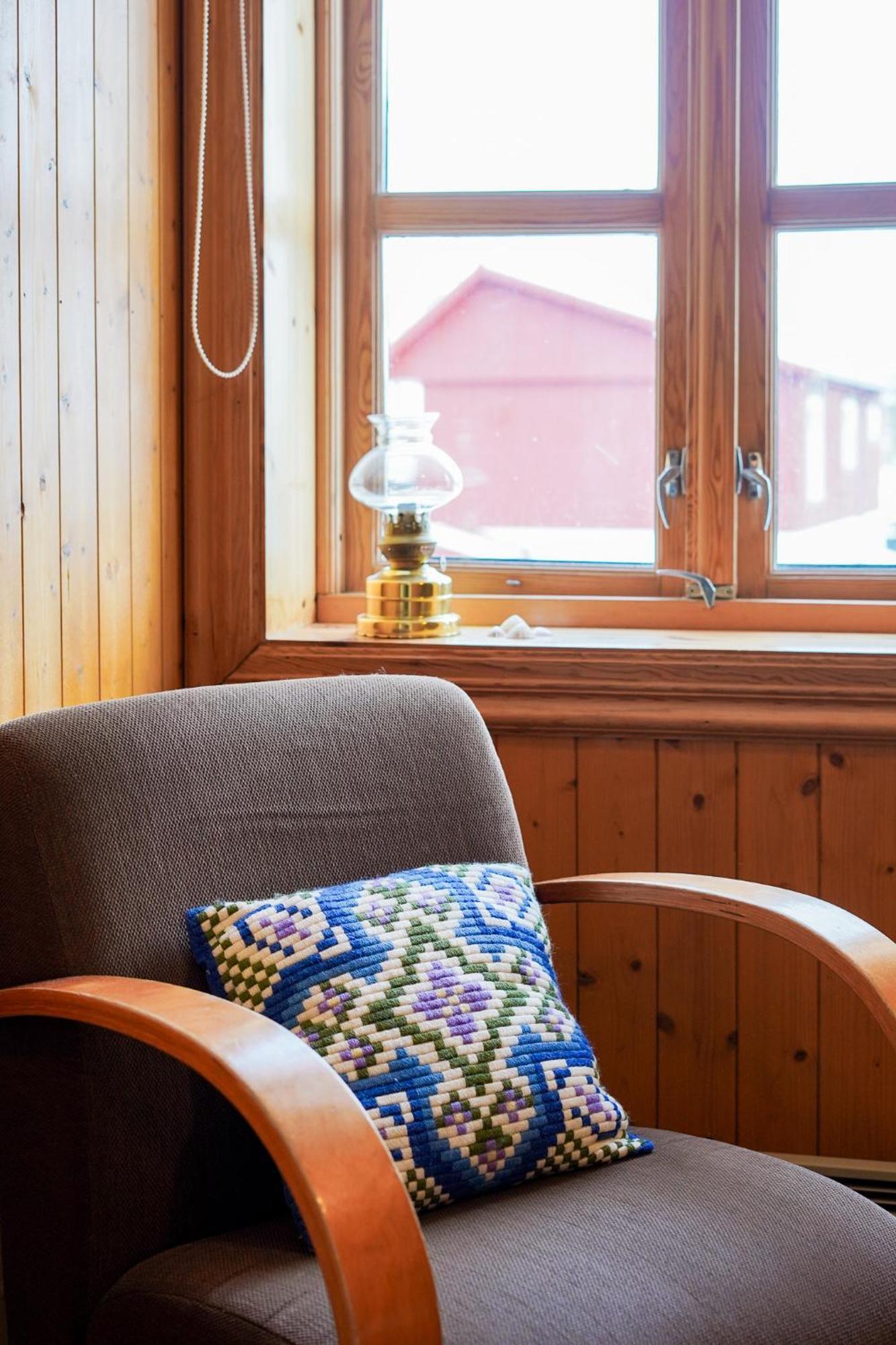 Heimbrygga Restaurant & Accommodation Skrova Экстерьер фото