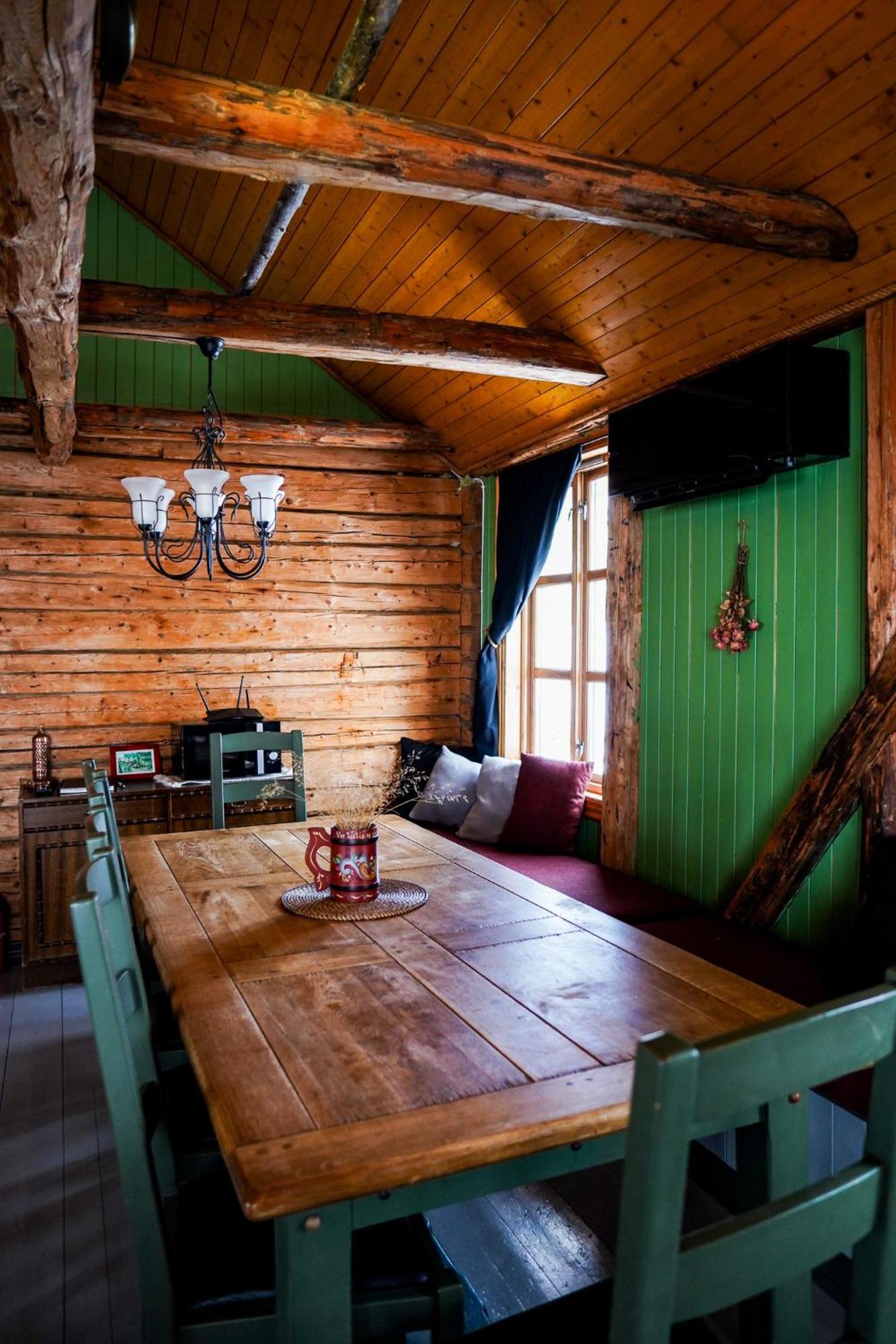 Heimbrygga Restaurant & Accommodation Skrova Экстерьер фото